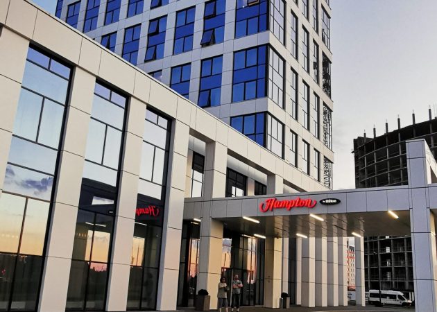 Отель Hampton by Hilton Brest