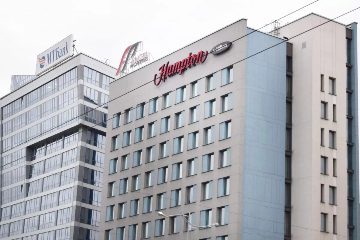 Отель Hampton by Hilton, Минск. Такси в отель ⋆ 1transfer.by